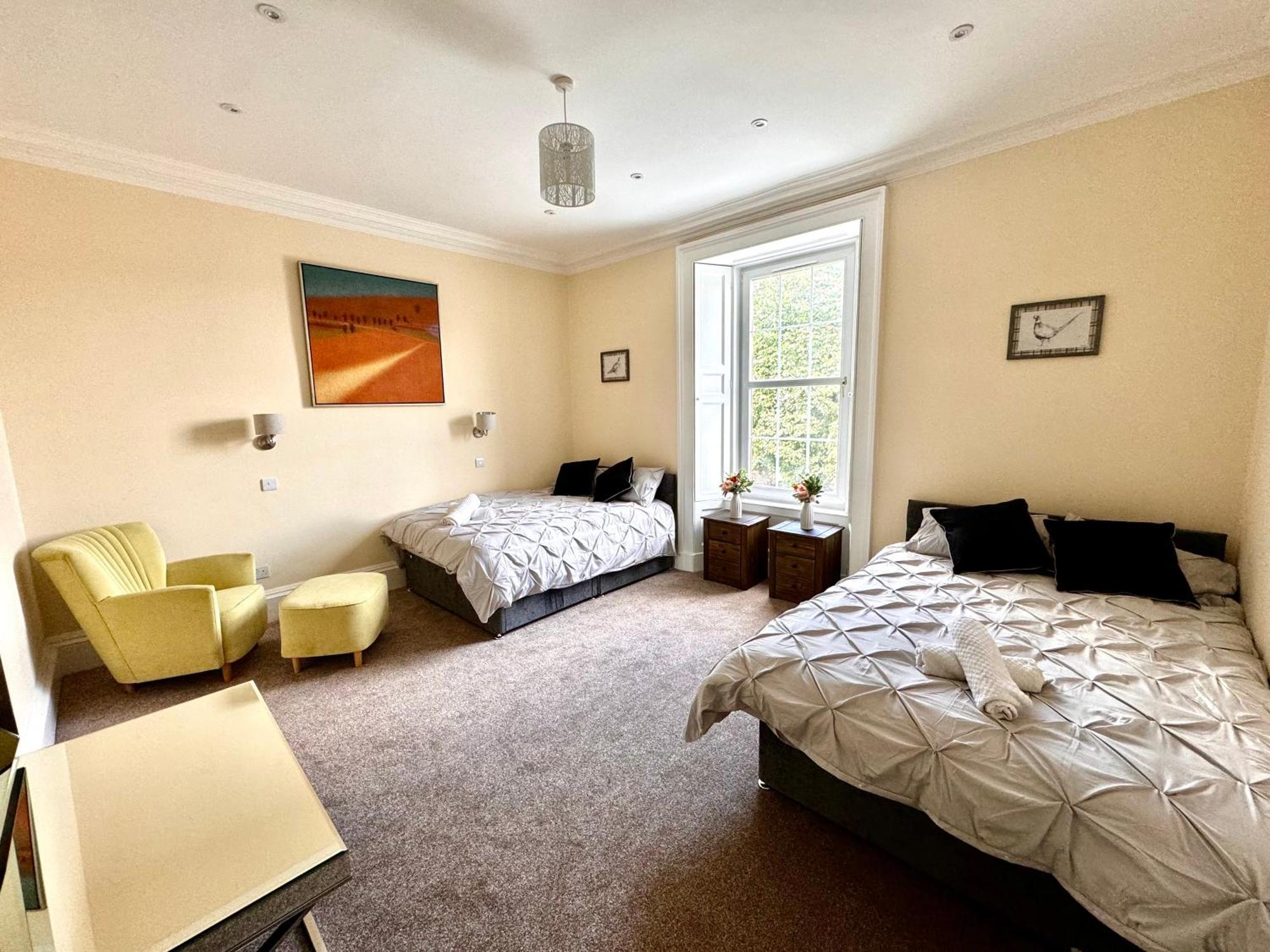 Georgian Luxury Apartment - Superfast Wifi - Parking Available Appartement