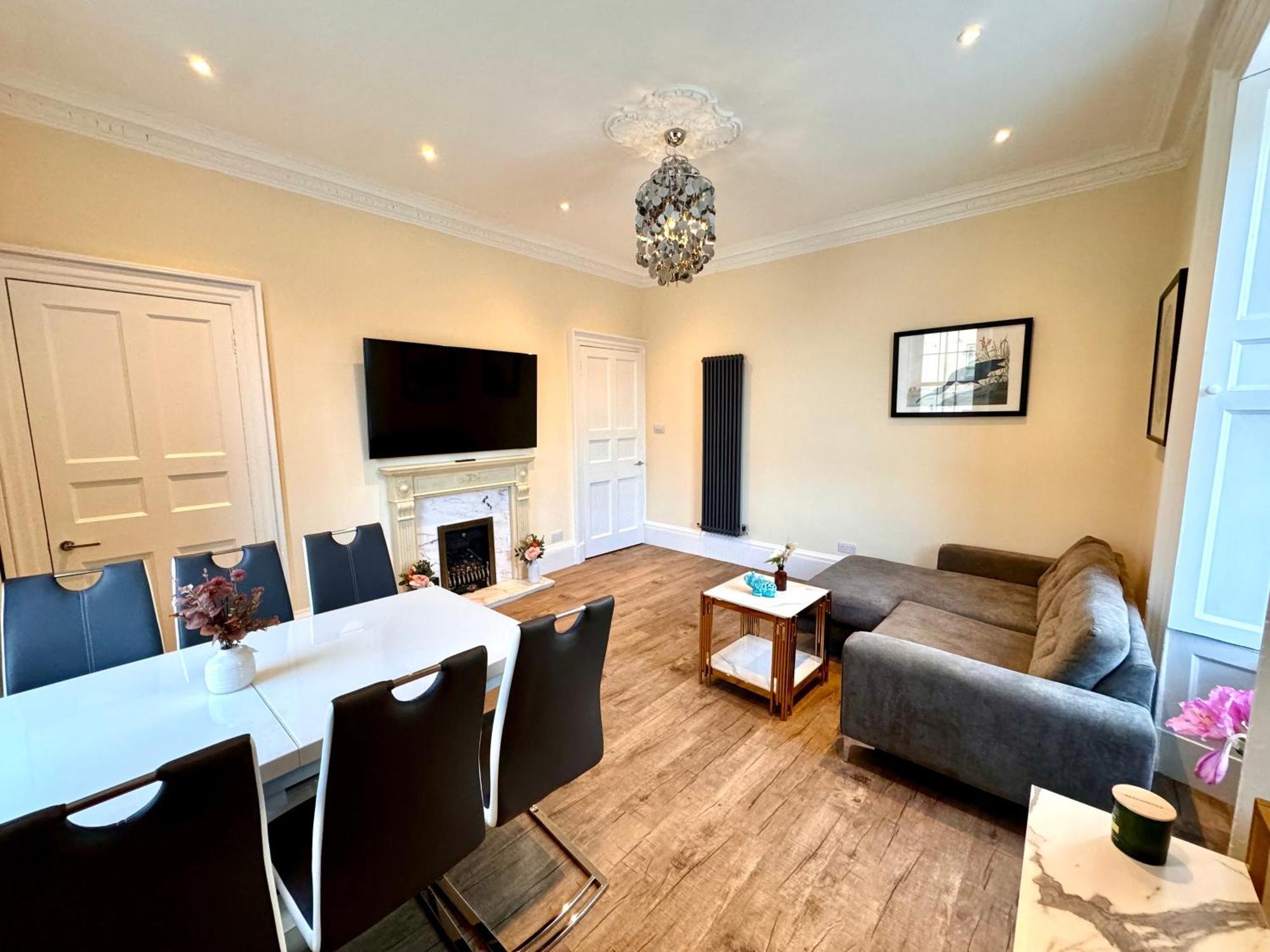 Appartement Georgian Luxury Apartment - Superfast Wifi - Parking Available *